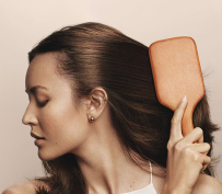 AVEDA(アヴェダ)パドルブラシ